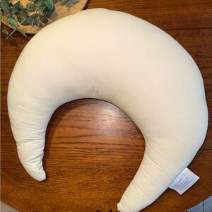 Snuggle Me | Feeding Support Pillow